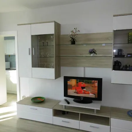 Haus Rainer Sm Apartment Busum Exterior photo